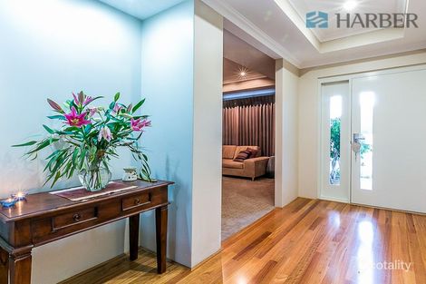 Property photo of 13 Huxleys Trail Burns Beach WA 6028