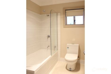 Property photo of 33 Feramin Avenue Whalan NSW 2770