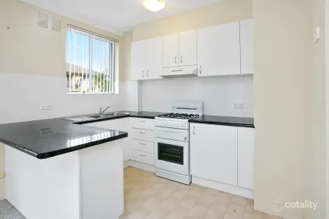 Property photo of 3B/31 Quirk Road Manly Vale NSW 2093