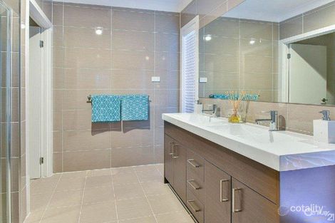 Property photo of 8 Finlay Street Oran Park NSW 2570