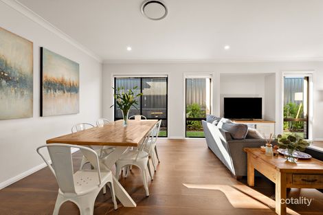 Property photo of 8 Sutcliffe Street Cameron Park NSW 2285