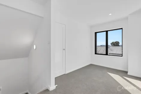 Property photo of 5 Wyn Gilmour Court Strathnairn ACT 2615
