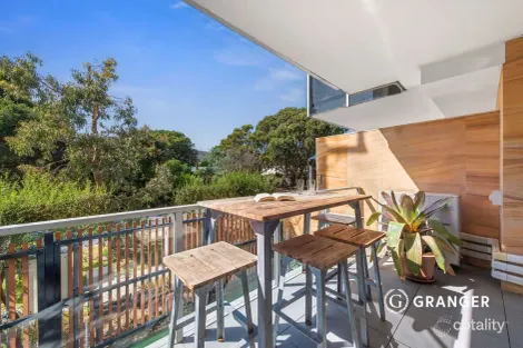 Property photo of 1/2 Wattle Place McCrae VIC 3938