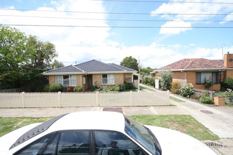 5 Landy Ave, Highton, VIC 3216