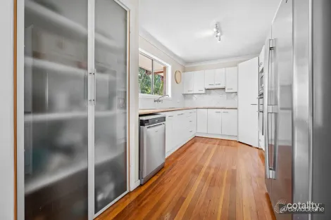 Property photo of 27 Heatherlea Street Brendale QLD 4500