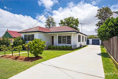 Property photo of 18 Hiland Crescent East Maitland NSW 2323