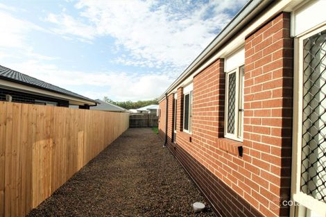 Property photo of 8 Willow Circuit Yarrabilba QLD 4207