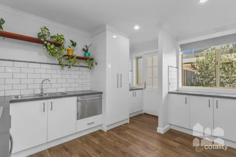Property photo of 3/28 Grieve Parade Altona VIC 3018