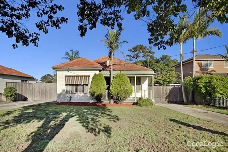 Property photo of 34 Atchison Road Macquarie Fields NSW 2564