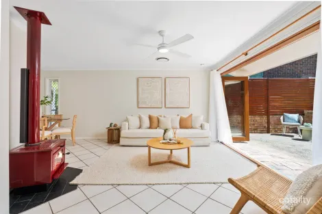 Property photo of 4 Oakglen Road North Gosford NSW 2250