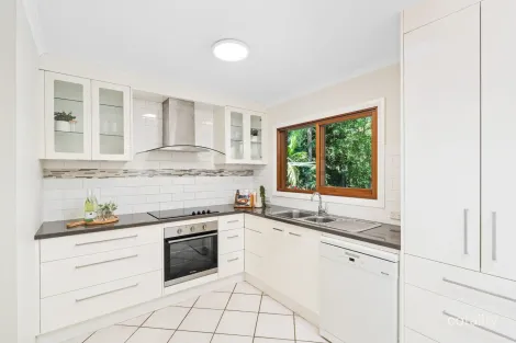 Property photo of 4 Oakglen Road North Gosford NSW 2250