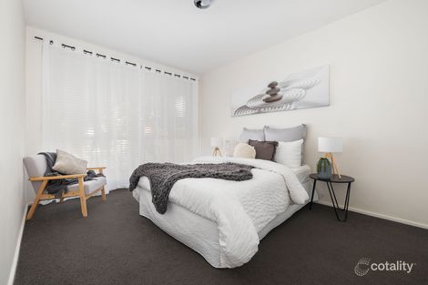 Property photo of 2/11-13 Farnham Court Flemington VIC 3031