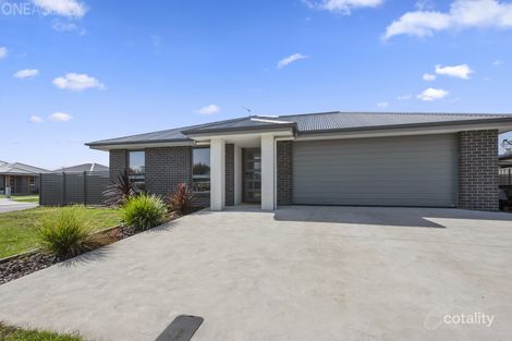 2 Mackenzie Cres, Latrobe, TAS 7307