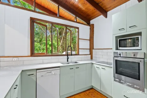 Property photo of 7 Barklya Close Kamerunga QLD 4870