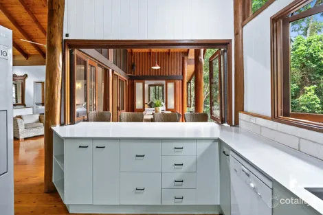 Property photo of 7 Barklya Close Kamerunga QLD 4870