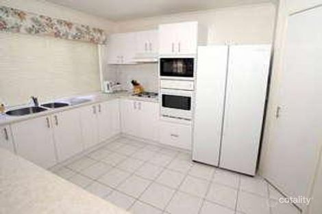 Property photo of 40 Botanic Drive Hillside VIC 3037