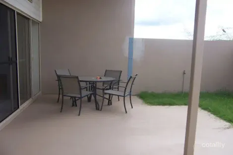 Property photo of 3/10 Guy Street Emerald QLD 4720