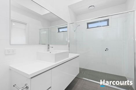 Property photo of 2/38 Roderick Street Doncaster East VIC 3109
