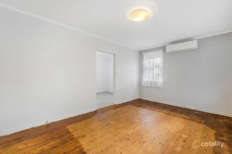 Property photo of 4 Calliope Place Busby NSW 2168