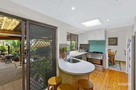 Property photo of 38 Seawind Terrace Berkeley Vale NSW 2261