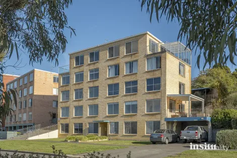 5/48 Marieville Esp, Sandy Bay, TAS 7005