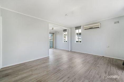 Property photo of 16 Pinnacle Street Sadleir NSW 2168