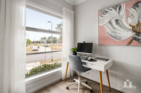 Property photo of 32 Lowe Drive Doreen VIC 3754