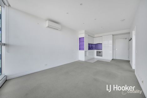 Property photo of 2405/241 Harbour Esplanade Docklands VIC 3008