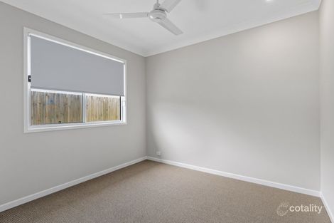Property photo of 2/323 Tallagandra Road Holmview QLD 4207