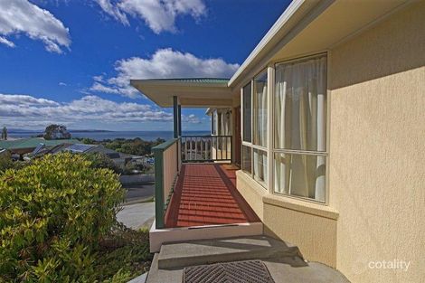 Property photo of 33 Stirling Avenue Blackmans Bay TAS 7052