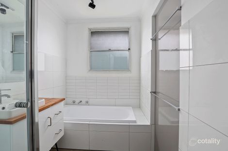 Property photo of 1 Prouse Court Corio VIC 3214