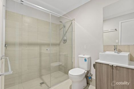 Property photo of 2/323 Tallagandra Road Holmview QLD 4207