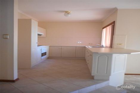 Property photo of 2/4 Seaview Crescent Dover Gardens SA 5048