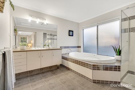 Property photo of 19 Bellfield Drive Craigieburn VIC 3064