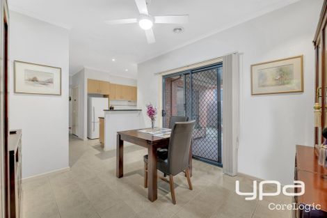 Property photo of 23 The Glades Taylors Hill VIC 3037