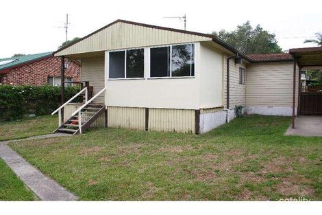 Property photo of 32 Nirringa Road Summerland Point NSW 2259