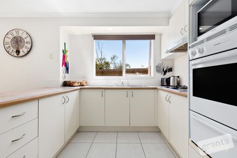 Property photo of 14 Insignia Crescent Berwick VIC 3806