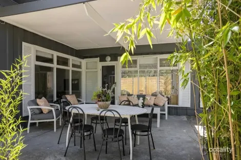 42 Truemans Rd, Tootgarook, VIC 3941