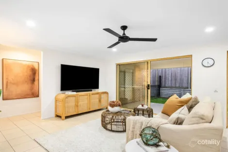 Property photo of 11 Equinox Street Berrinba QLD 4117