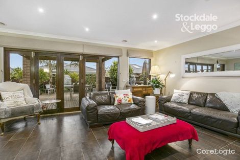 Property photo of 11 Autumn Fields Drive Cranbourne North VIC 3977