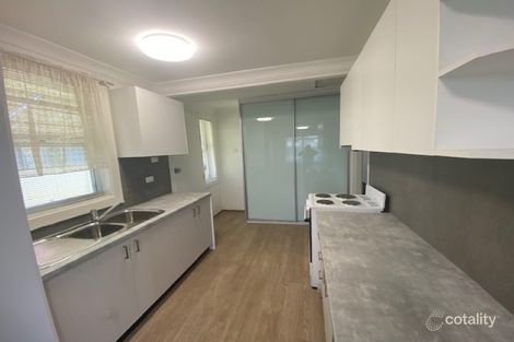 Property photo of 187 Hoxton Park Road Cartwright NSW 2168