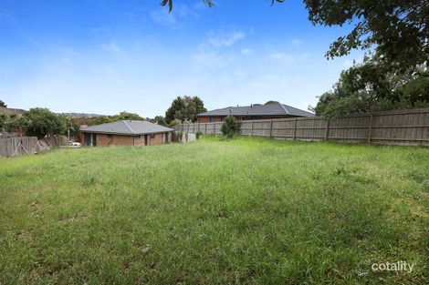 Property photo of 12 Green Valley Grove Meadow Heights VIC 3048
