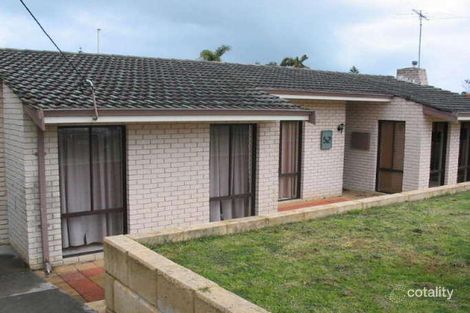 Property photo of 52 Fenton Way Hillarys WA 6025
