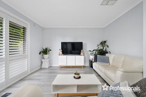Property photo of 72 Zina Grove Mooroolbark VIC 3138