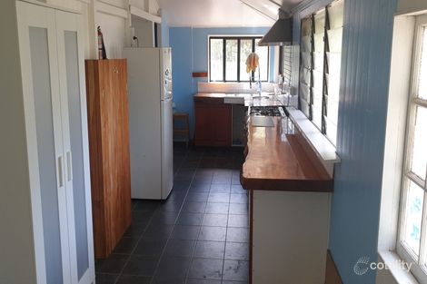 Property photo of 39 Hand Court Delan QLD 4671