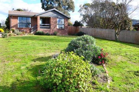 24 Ellis Rd, Yarra Glen, VIC 3775