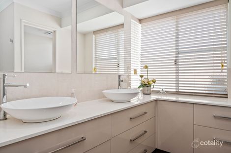 Property photo of 76 Heron Place South Yunderup WA 6208