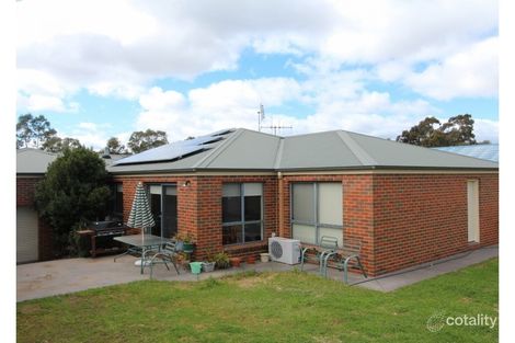Property photo of 18 Keogh Drive Spring Gully VIC 3550