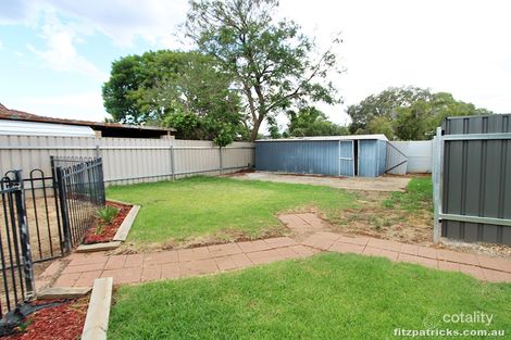 Property photo of 5 Crisp Drive Ashmont NSW 2650