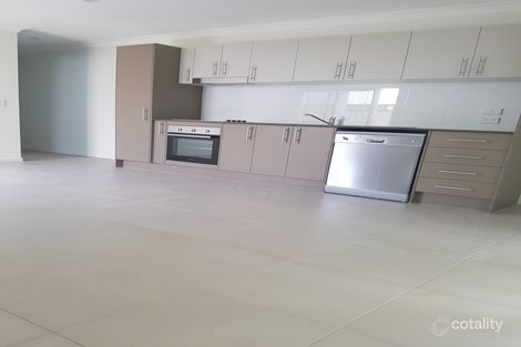 1/7 Essington Mews, Leichhardt, QLD 4305